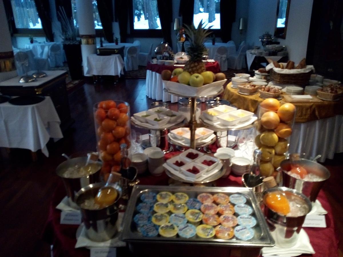 Grand Du Golf & Palace